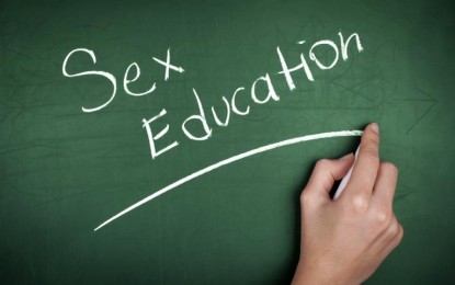 New law lets parents veto schools’ sex ed  Requires officials to notify them of curriculum, allow time to object