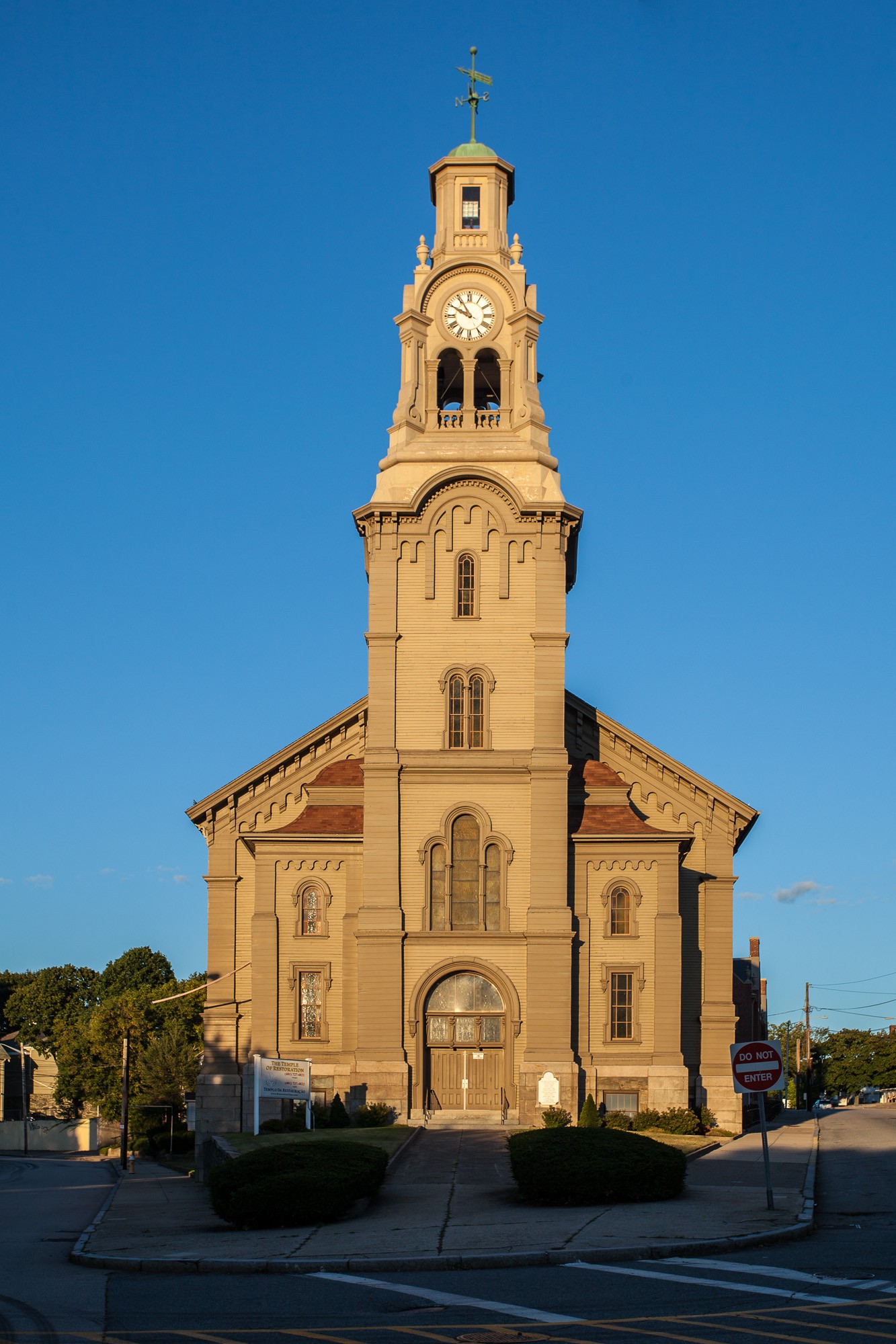 The Good News Today Temple of Restoration offers “Moment of Hope” on WARV