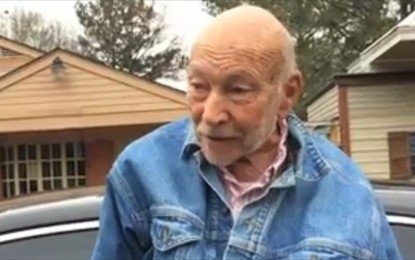 State Persecuting 88-year-old Doctor Who Treats Poor From His Car