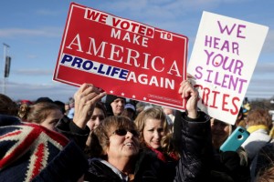 Pro-lifers look forward to 2017