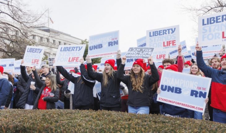 #sliderCaption5 ‘Life Is a Gift’; Unity, Joy, and Hope at the 53rd Annual March for Life
